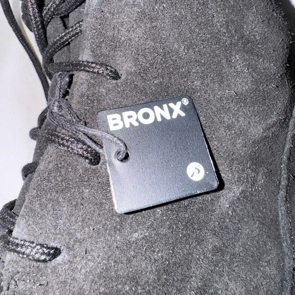 Brand new BRONX leather suede boots - Picture 3 of 4